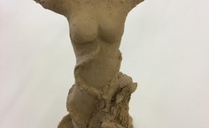 Trabalho de modelagem em barro